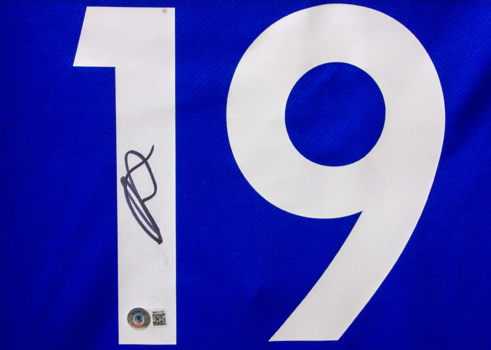 Mason Mount Signed Chelsea FC Home Soccer Jersey #19 with Beckett COA